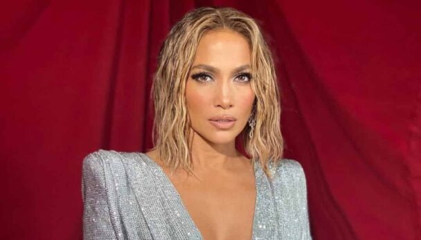 Jennifer Lopez -Wiki, Bio, Facts, Age, Height, Husband, Net Worth