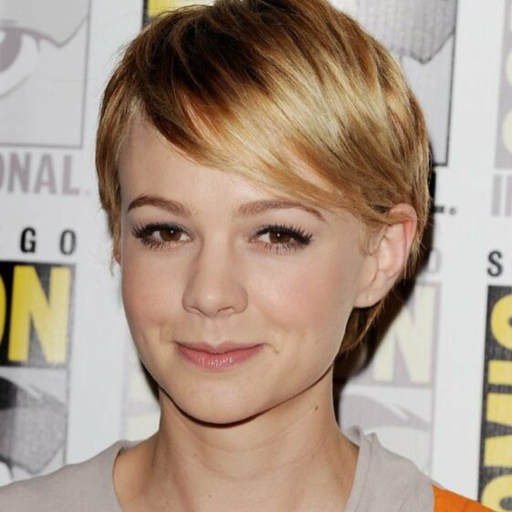 10 Hair Styles of Carey Mulligan, An Actress Who Plays in 'The Dig' Movie
