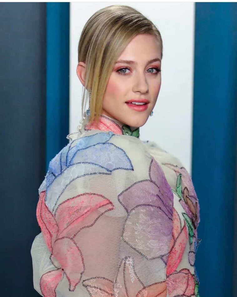 Lili Reinhart - Wiki, Bio, Facts, Age, Height, Boyfriend, Net Worth