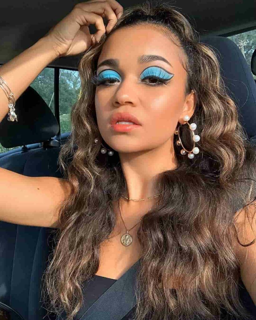 Madison Bailey - Wiki, Bio, Facts, Age, Girlfriend, Net Worth, Height