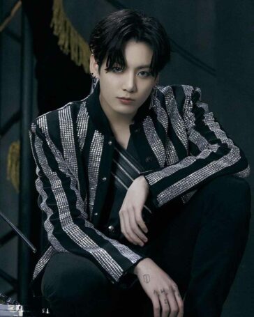 Jungkook (BTS) - Bio, Profile, Facts, Age, Height, Girlfriend