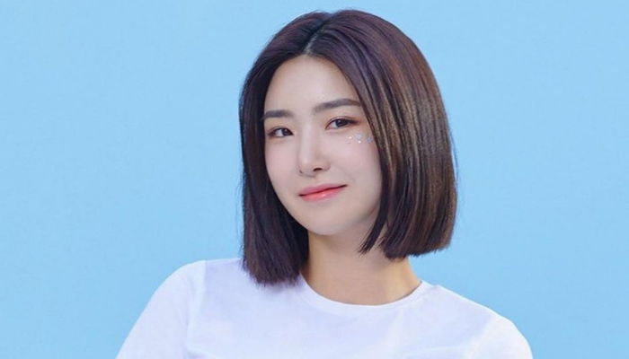 Yuna (Brave Girls) - Bio, Profile, Facts, Age, Height, Boyfriend, Ideal