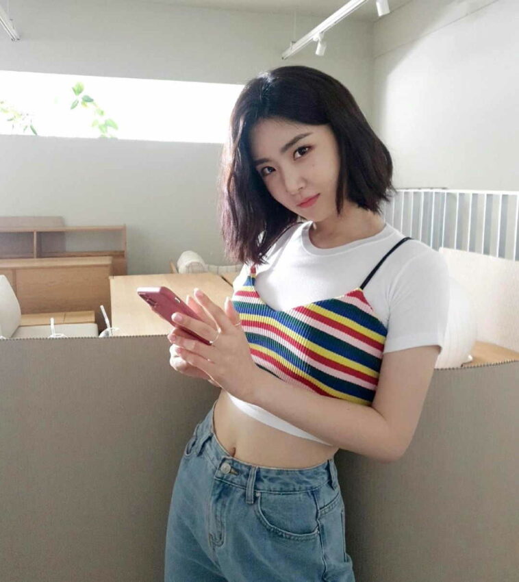 Yuna (Brave Girls) - Bio, Profile, Facts, Age, Height, Boyfriend, Ideal