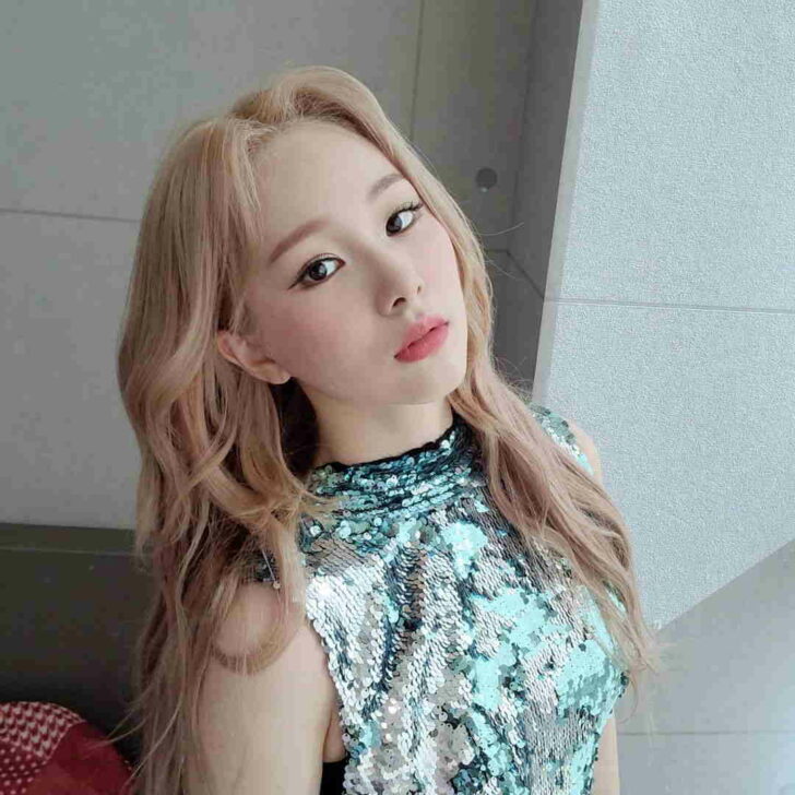 Mia (EVERGLOW) - Bio, Profile, Facts, Age, Height, Boyfriend, Ideal Type