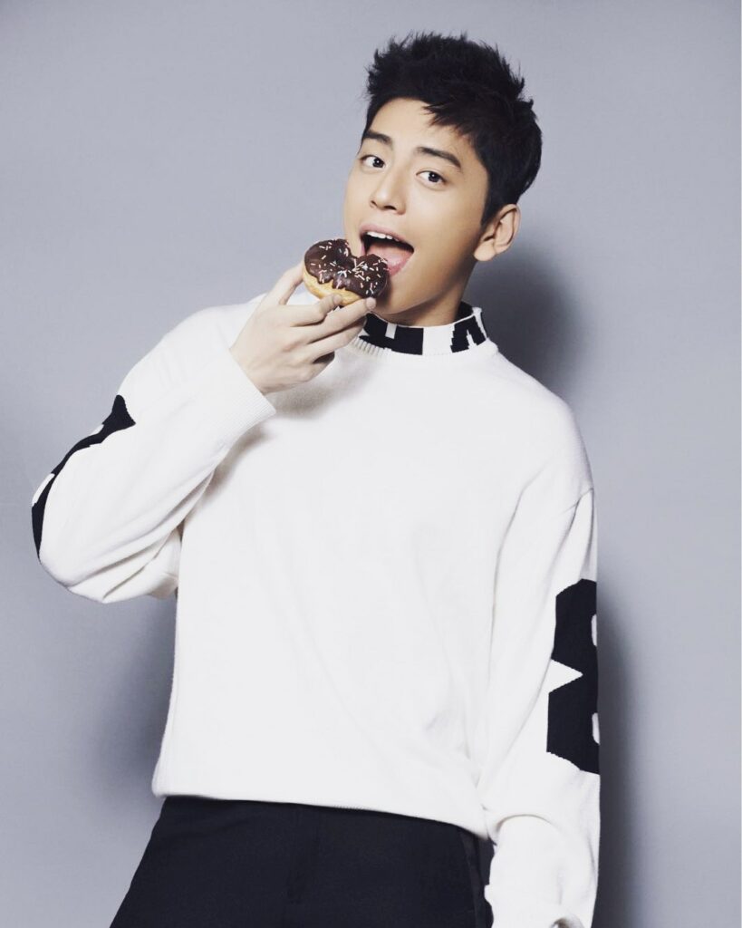 Darren Wang - Bio, Profile, Facts, Age, Girlfriend, Ideal Type