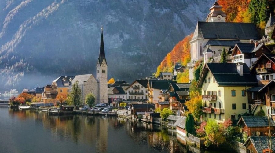 Hallstatt, The Panoramic Painting-Like Town with Oldest Salt Mine